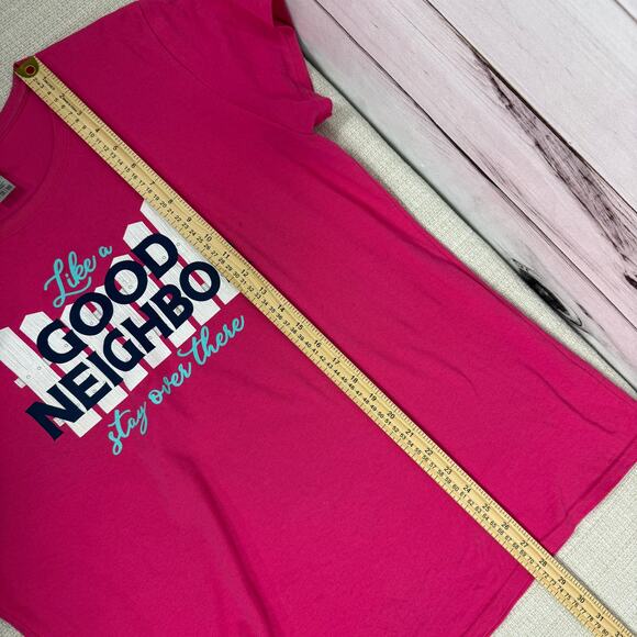 Womens Graphic Tee Like a Good Neighbor Stay Over There Short Sleeve Pink XL - Picture 5 of 6